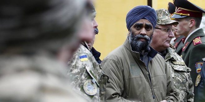 Міністр оборони Канади Харджит Саджан. Фото: polukr.net