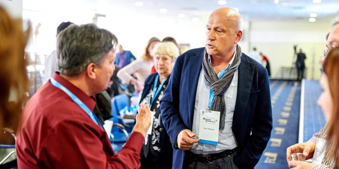 Олег Рибачук. Фото: ІІІ Форум десятиліття