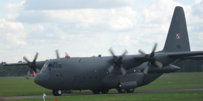 Samolot transportowy C-130 Polskich Sił Powietrznych
