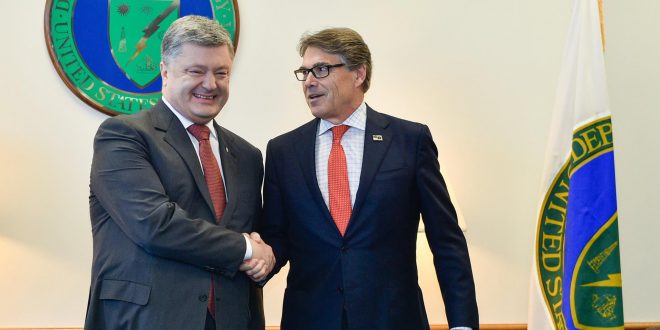 Петро Порошенко і Рік Перрі. Фото: facebook.com/president.gov.ua