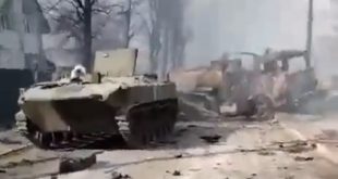 Zniszczone rosyjskie pojazdy na przedmieściach Kijowa/fot. twitter.com